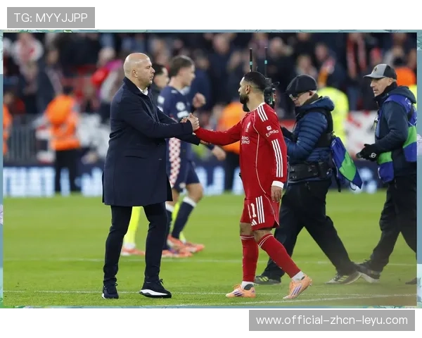 利物浦四连胜，斯洛特战术调整取得成功，萨拉赫失去首发位置